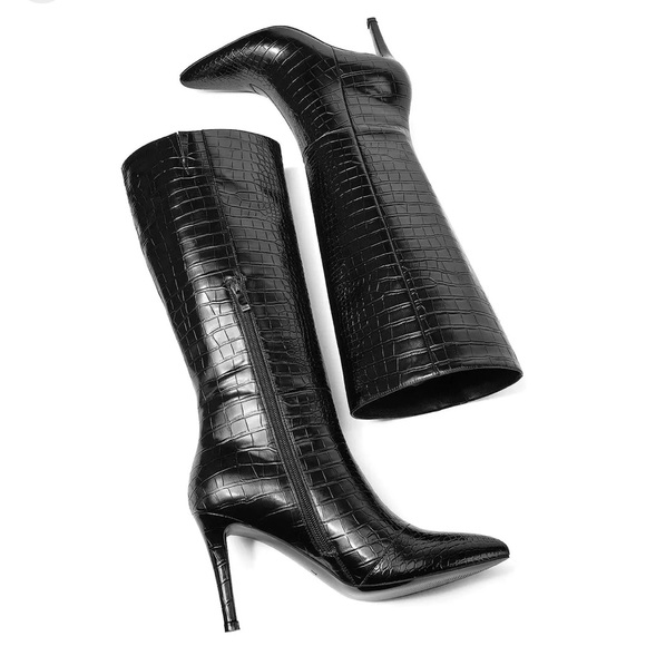 Modatope Shoes - Modatope Croc Embossed Knee High Boots Size 7 New in Box